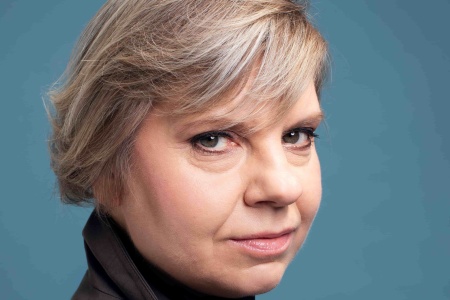 Lada Valešová | Assistant Conductor / Language Coach