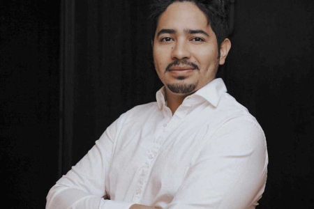 César Cortés | Tenor César Cortés | Tenor
