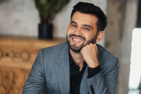 Bekhzod Davrovnov | Tenor Bekhzod Davrovnov | Tenor