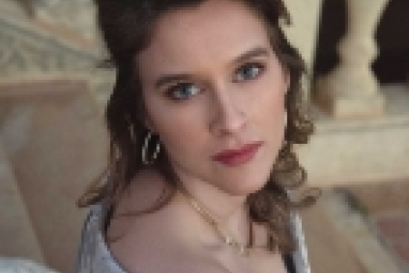 Amber Norelai | Soprano Amber Norelai | Soprano