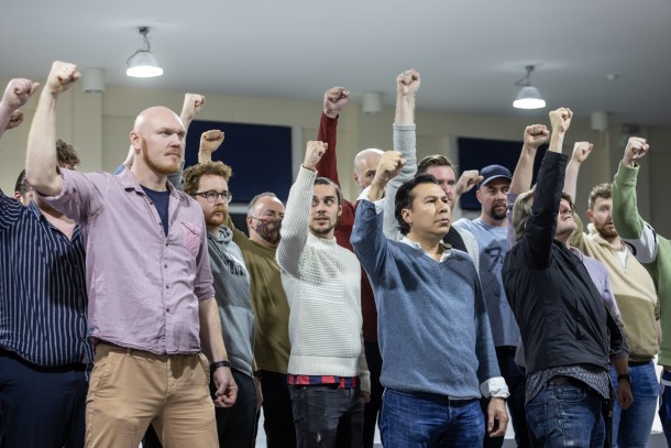 Jésus Léon Arnault Brett Polegato Guillaume Tell And Members Of The Male Chorus For Ino William Tell  Pic Ste Murray