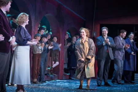 			Chorus and studio singer roles