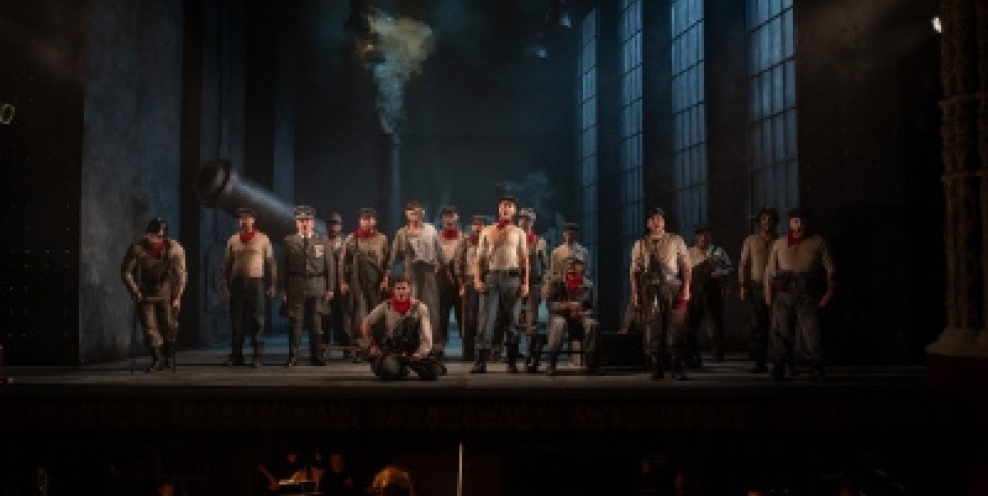 Elaine Kelly conducting Faust 02 photo Pat Redmond