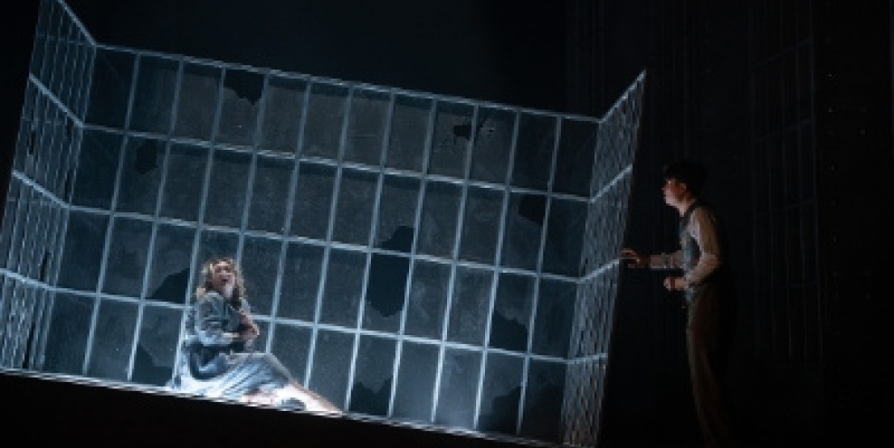 Jennifer Davis Marguerite and Duke Kim Faust 02 in IN Os Faust photo Pat Redmond