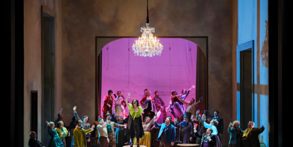 INO Traviata Production Photos 20