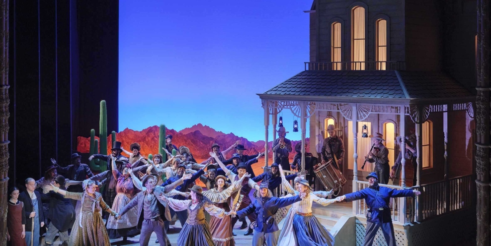 IN Os Lelisir damore photo Ros Kavanagh