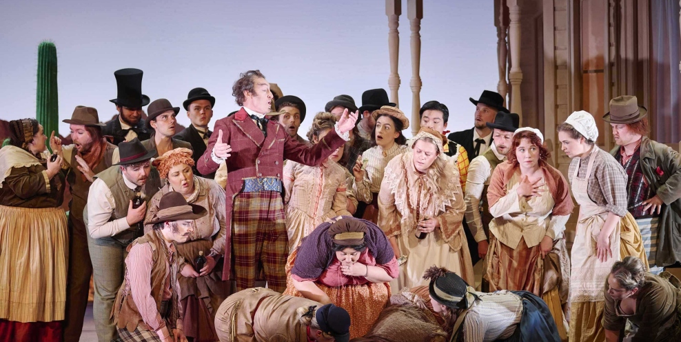 John Molloy Dulcamara IN Os Lelisir damore photo Ros Kavanagh