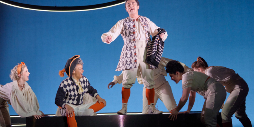 L Olimpiade Production Pictures Ros Kavanagh 10