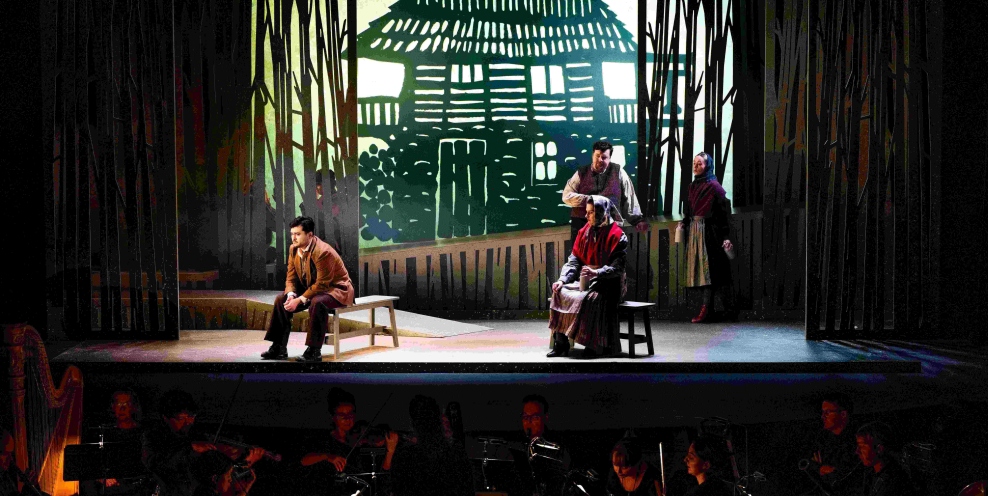 William Pearson Schoolmaster Oryna Veselovska Foresters Wife Benjamin Russell Forester Heather Sammon Mrs Pásek in IN Os The Cunning Little Vixen Photo Ruth Medjber